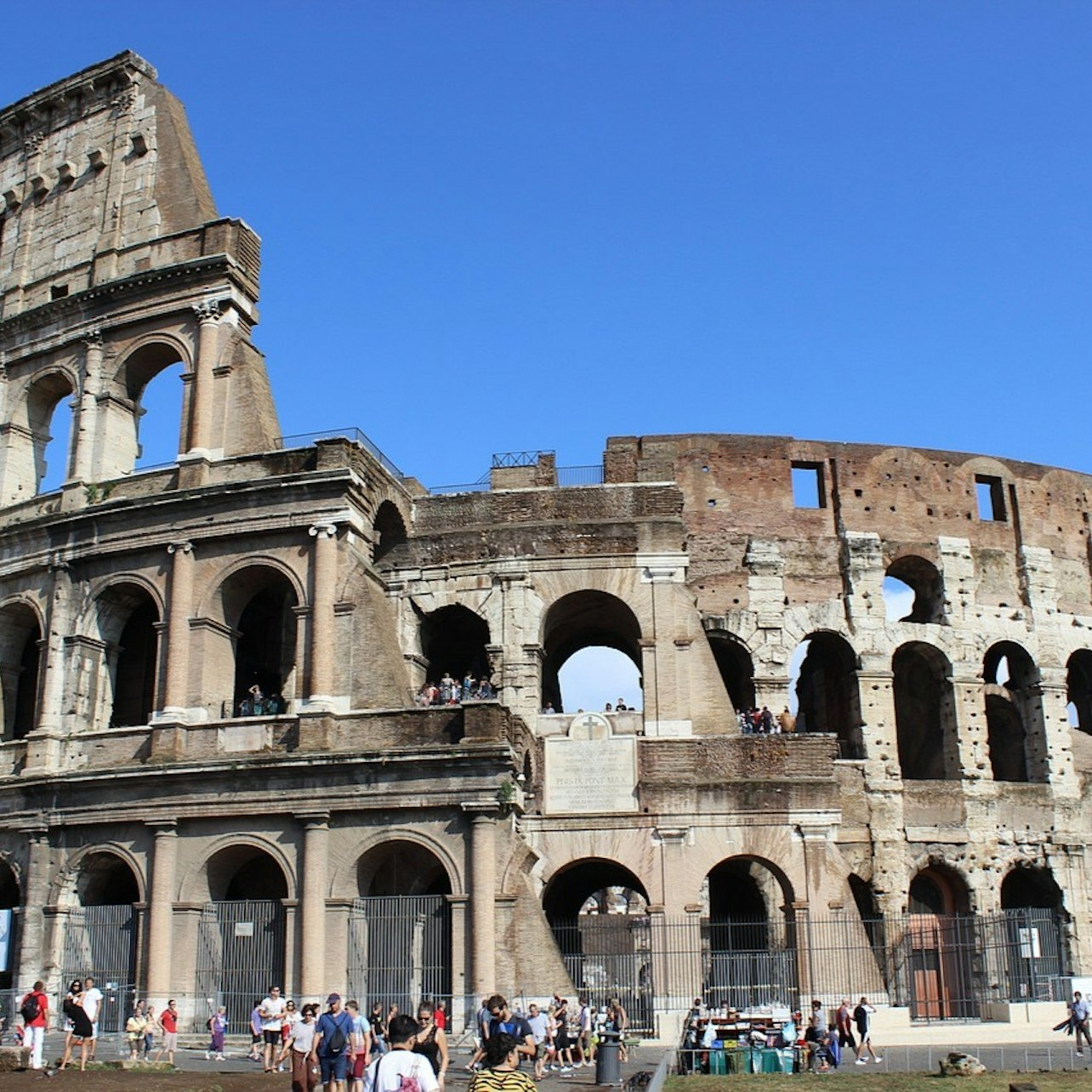 Colosseum, Roman Forum & Palatine Hill + Guided Tour - Photo 1 of 3