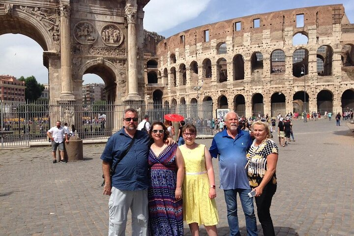 UrbExcursions Colosseum SkipTheLine Family Friendly