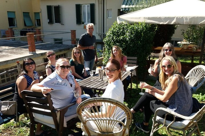 Market Tour & Traditional Tuscan cooking class in a garden - Photo 1 of 10