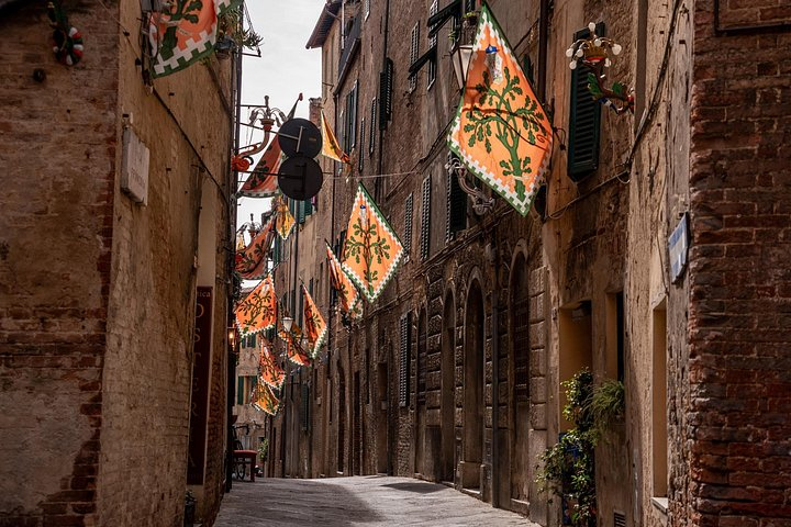 Siena Private Walking Tour: Traditions, Streets & Cathedral - Photo 1 of 20