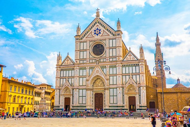 Step into a world of art and history at Santa Croce Basilica where masterpieces by Giotto Brunelleschi and Donatello reveal the legacy of Florence's greatest minds.
