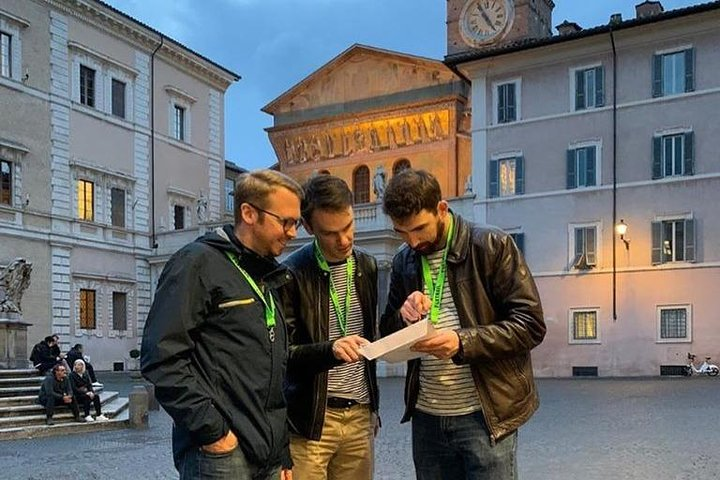 Discover Trastevere with a fun escape game - Photo 1 of 10