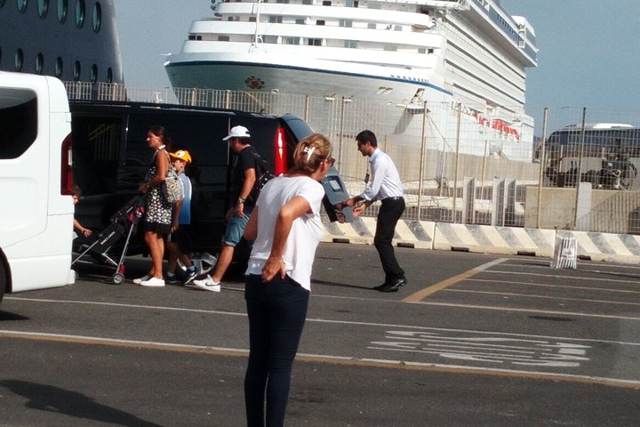 ItalyBesTours Door-To-Door Private Transfer Civitavecchia Port to Fiumicino FCO Airport 