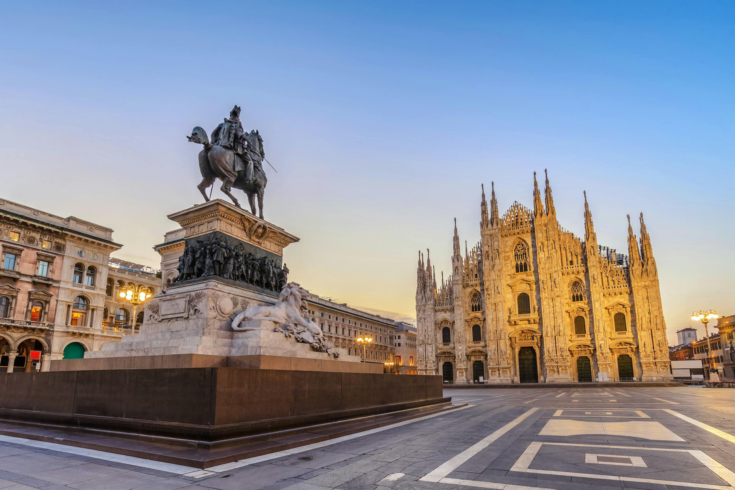 Duomo di Milano: Rooftop Guided Tour - Photo 1 of 7