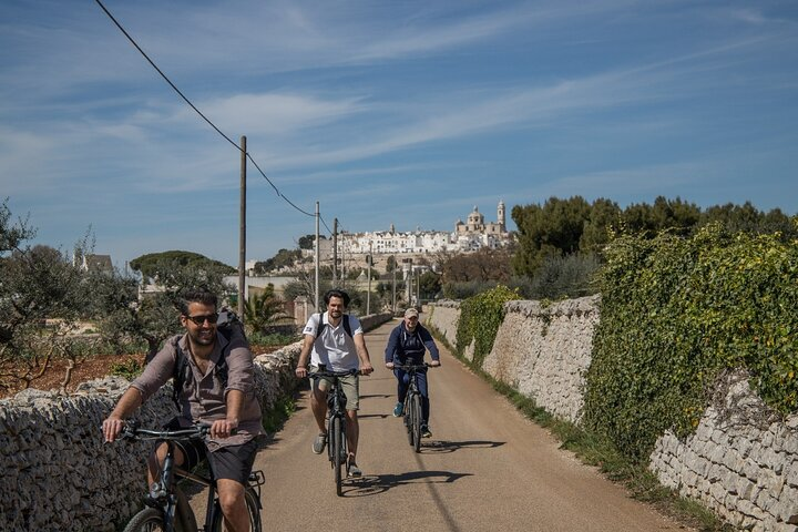 E-bike tour between Martina Franca and Locorotondo - Photo 1 of 13