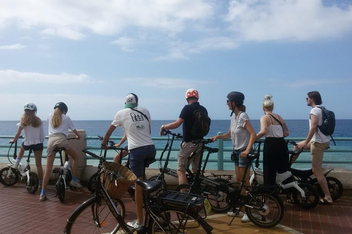 biking in corso italia