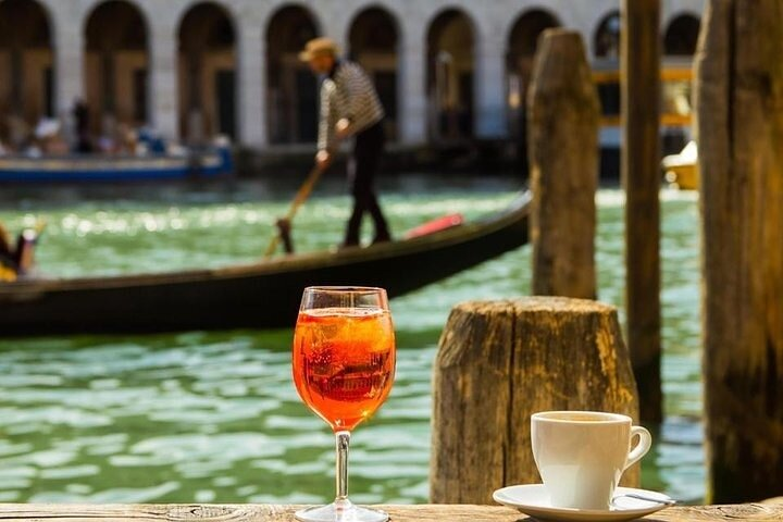 Eat Drink repeat. Food and Wine tour in Venice