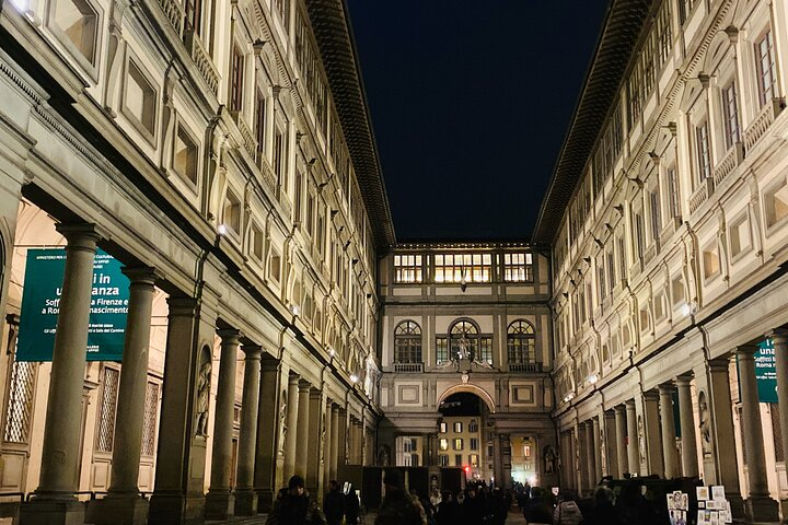 Uffizi Gallery Entry Ticket with Reserved Time Access - Photo 1 of 14
