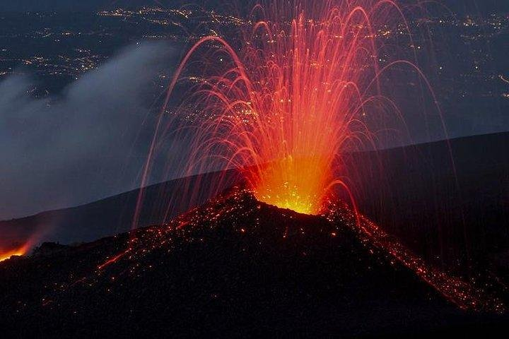 Etna Erupting