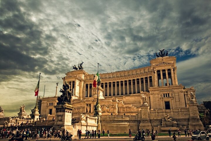 Exclusive Rome Explorer: Personalized Tour & Chauffeur - Photo 1 of 21