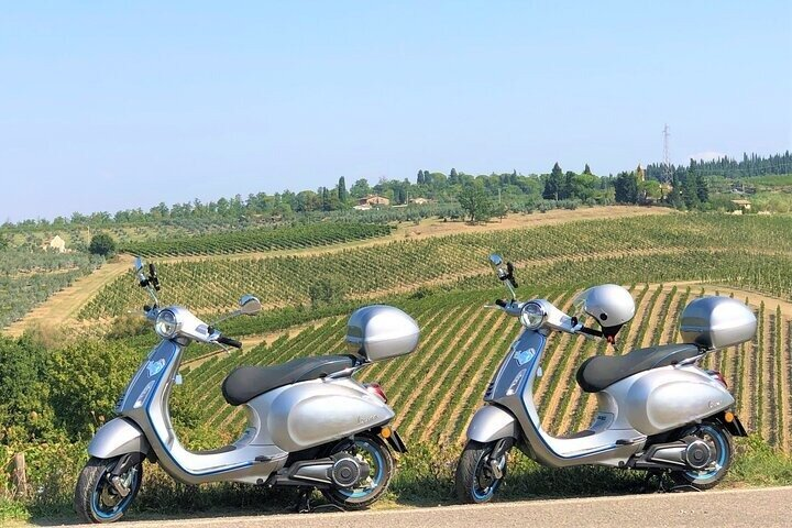 Chianti Hills: App‑Guided e‑Vespa Tour + Lunch in Greve - Photo 1 of 11