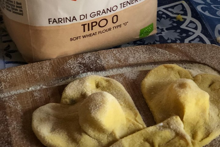 Family cooking class  - Photo 1 of 10