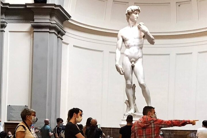 Florence: Delicious Tiramisu & Pasta Class with Unlimited Wine - Photo 1 of 8