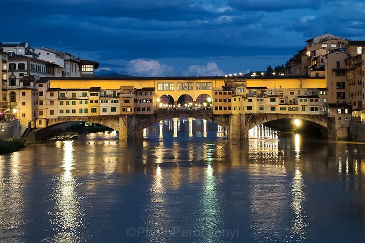 Florence by Night Photo Tour with a Professional Photographer - Photo 1 of 7