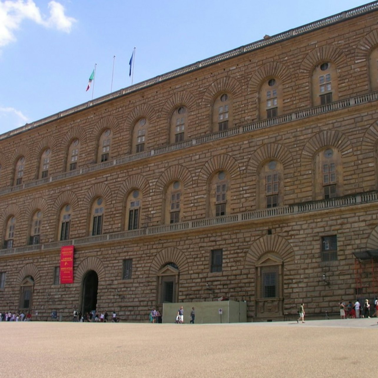 Florence Medici's Mile Tour: Palaces, History & Secrets - Photo 1 of 6