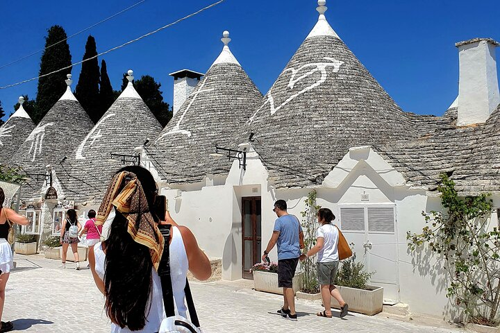 From Lecce: Alberobello, Locorotondo, Ostuni & Apulian brunch - Photo 1 of 11