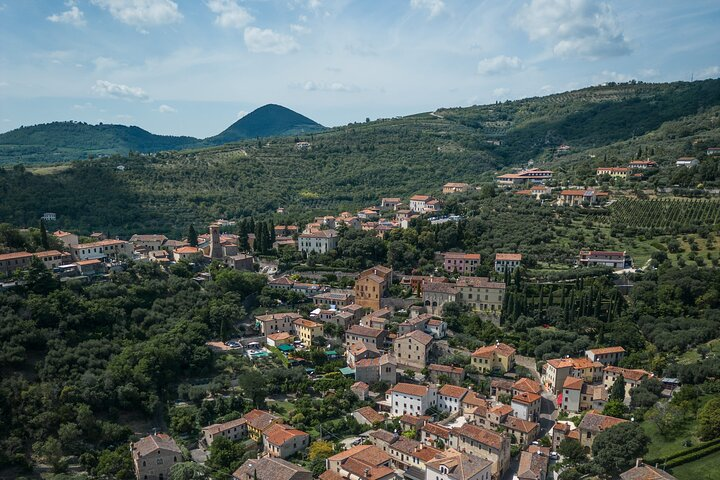 From Padua: Tour to Arquà Petrarca, the medieval village - Photo 1 of 11