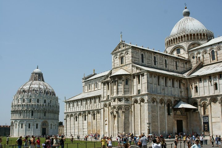 Full-Day Pisa Highlights Private Tour from Genoa Pier - Photo 1 of 7