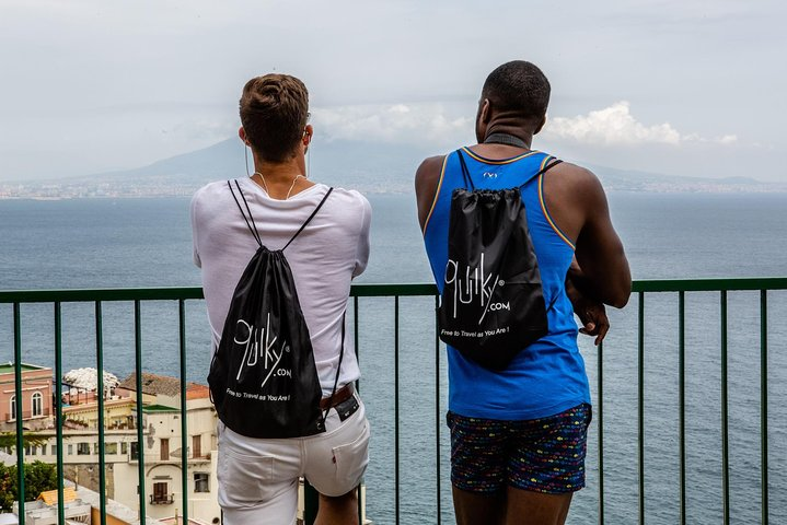 View of Vesuvio and a gay couple