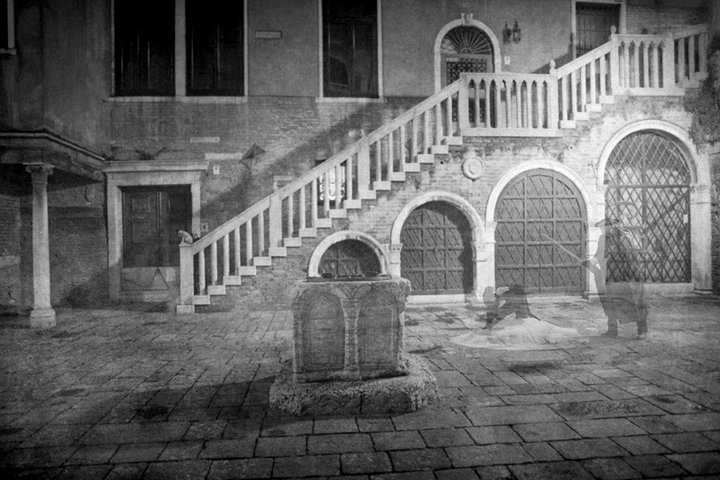 Ghosts wandering in the dusk (free tour to Murano included) - PRIVATE - Photo 1 of 14
