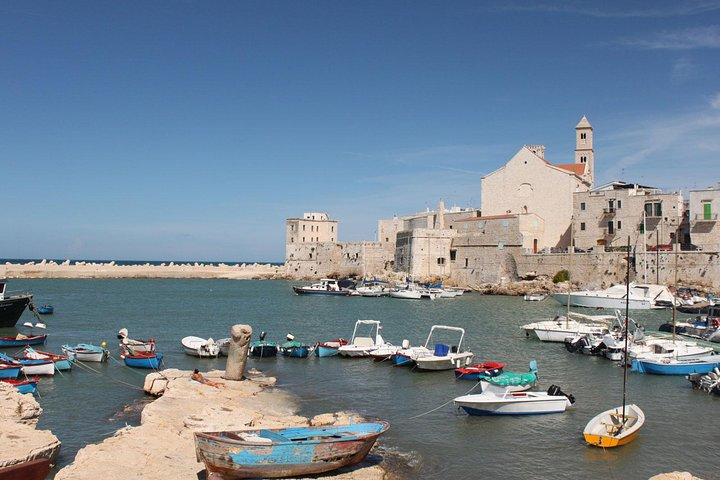Giovinazzo tour: interesting combination of defence from the sea and beauty - Photo 1 of 3