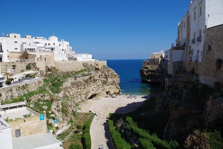 Polignano’s Pathways of Passion: A Romantic Tour - Photo 1 of 4