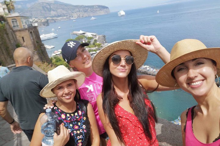 Sorrento Serenade Stroll: A Romantic Escape - Photo 1 of 5