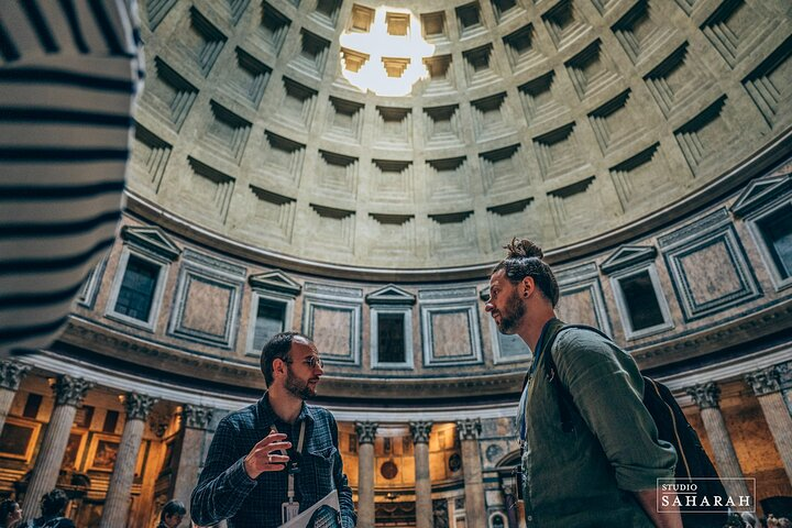 Guided Tour of the Pantheon - Photo 1 of 10