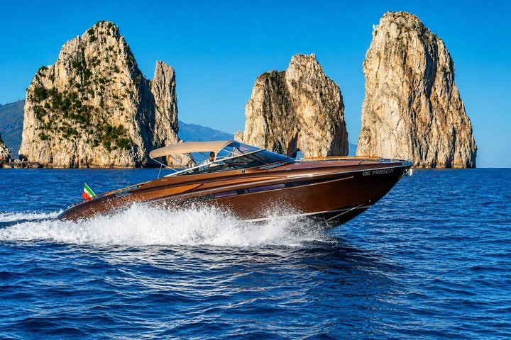 Half day around Capri by Rivarama 44 speedboat - Photo 1 of 9