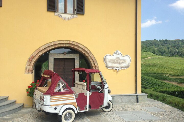 Half Day Private Tour Ape Calessino in the Barolo Langa - Photo 1 of 3
