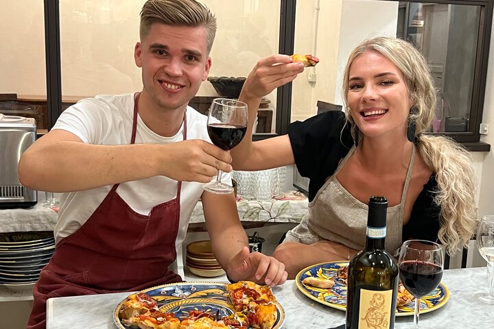 HOLY PIZZA! Fun Pizza & Gelato Class Delish Wine Cold A/C Vatican - Photo 1 of 10