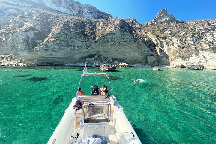 Boat Tour at Devil's Saddle: 4 Swim Stops, Snorkeling & Prosecco - Photo 1 of 18