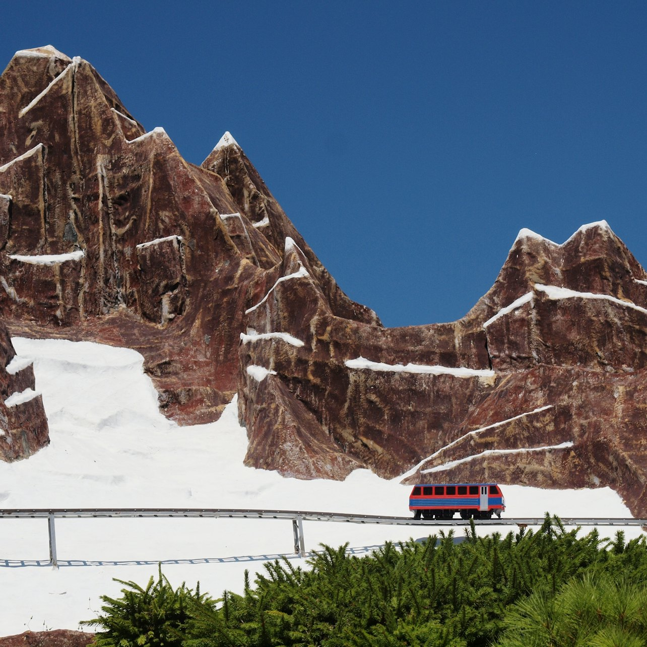 Italia in Miniatura: Entry Ticket - Photo 1 of 3