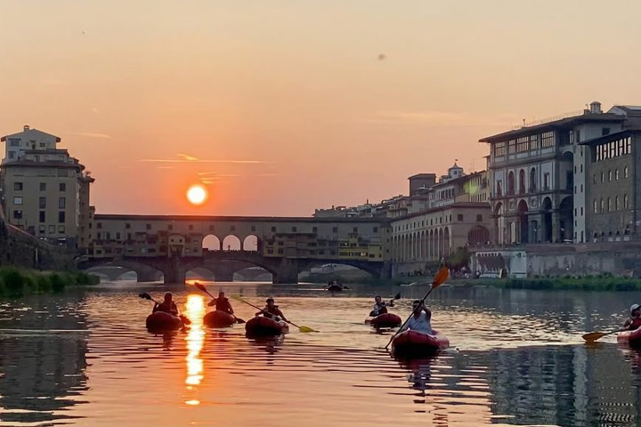 Kayak Soft in Florence under the Pontevecchio Arches - Photo 1 of 9
