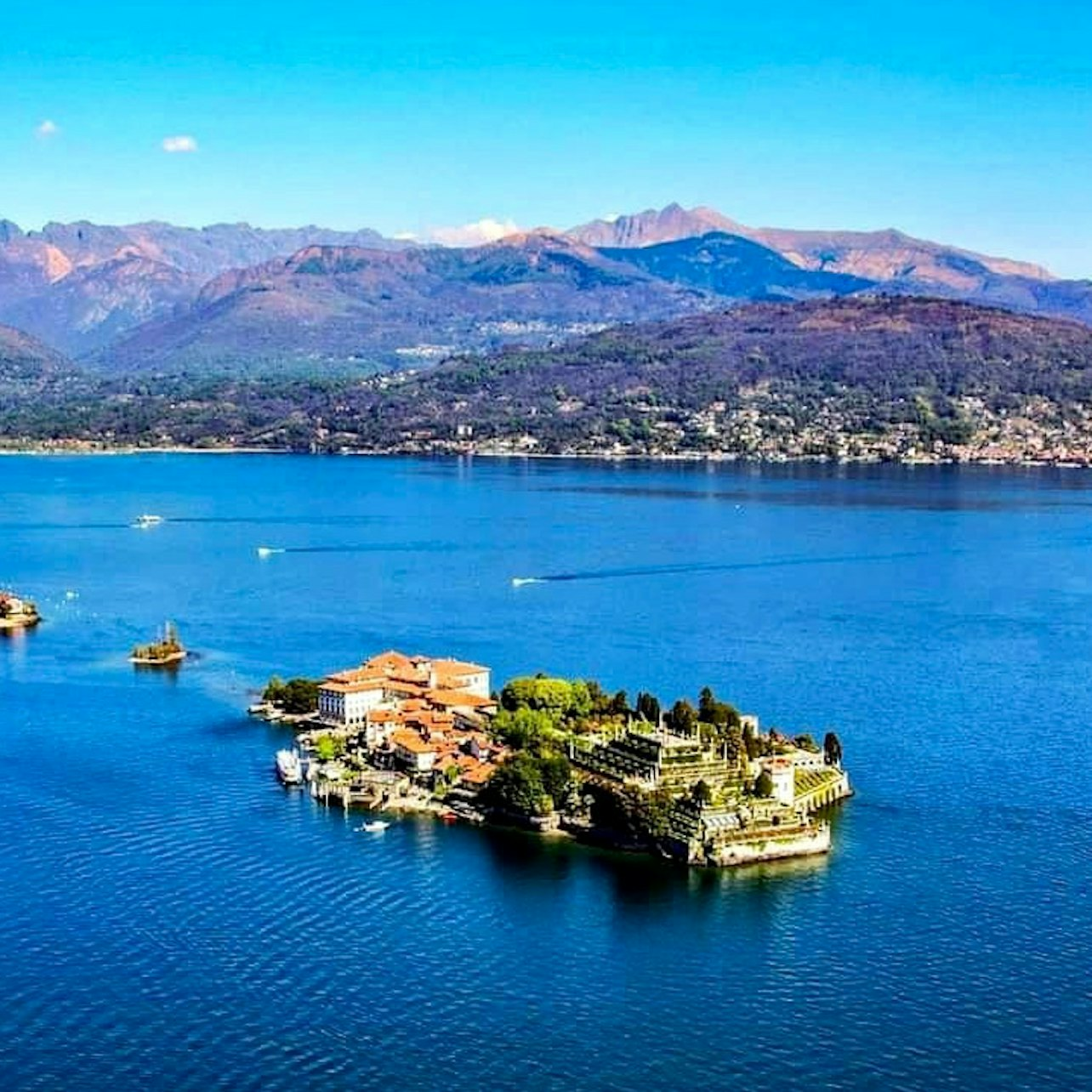 Lake Maggiore & Borromean Islands: Hop-on Hop-off Boat Tour - Photo 1 of 13