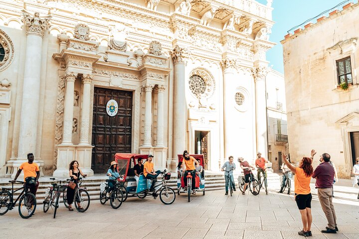 Lecce Historical Attractions Tour in Group (2h)  - Photo 1 of 10