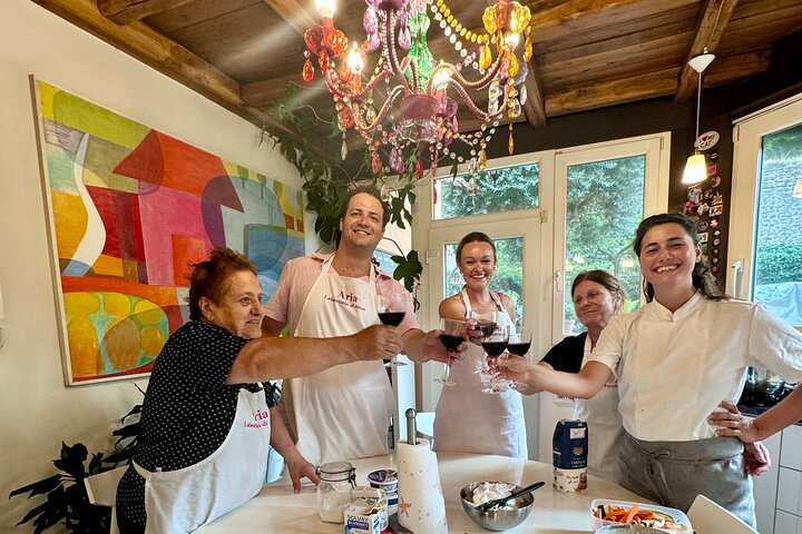 Rome : Pasta and Tiramisu Class in a Roman Home in Trastevere - Photo 1 of 23