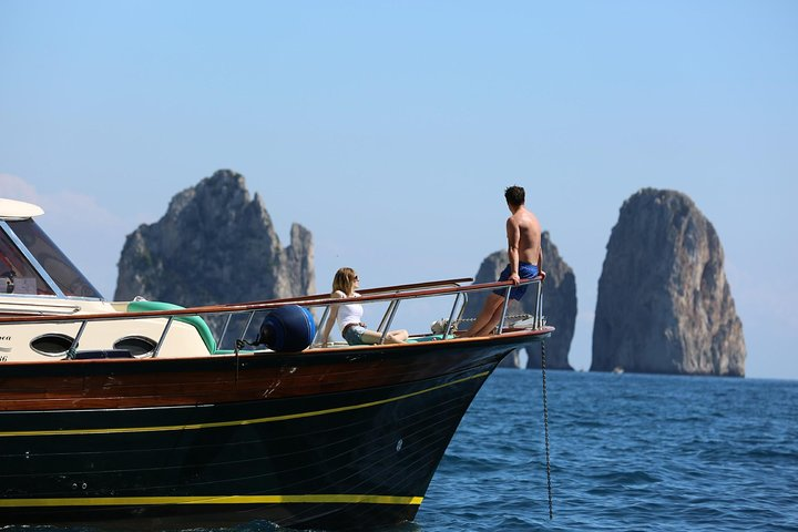 Capri boat tour from Amalfi