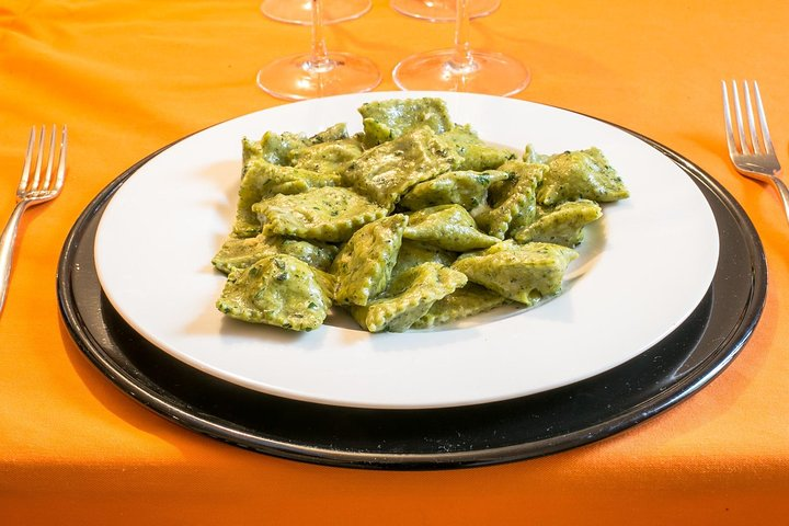 Authentic Ravioli with Pesto sauce