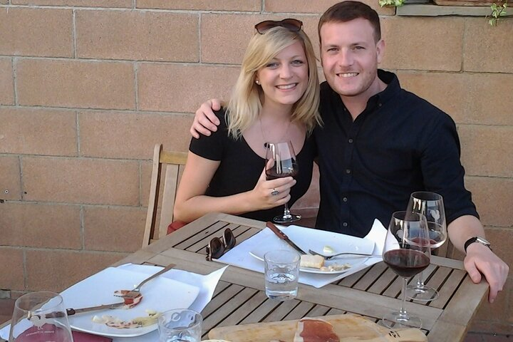 Tour & 3 Superior Wines tasting SUPERTUSCAN & CHIANTI+Cheeses - Photo 1 of 9