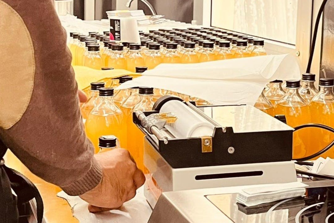 Rome: Limoncello Making Class + Tasting + Pickup - Photo 1 of 3