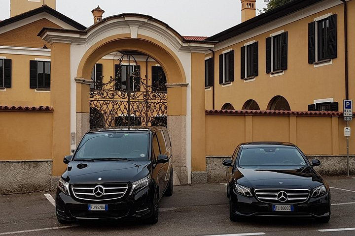 Milan City-Private Transfer MXP-Milan - Photo 1 of 6
