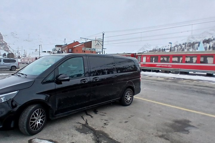 TIRANO transfer - From Lake Como, Como city, Milan city - Photo 1 of 8
