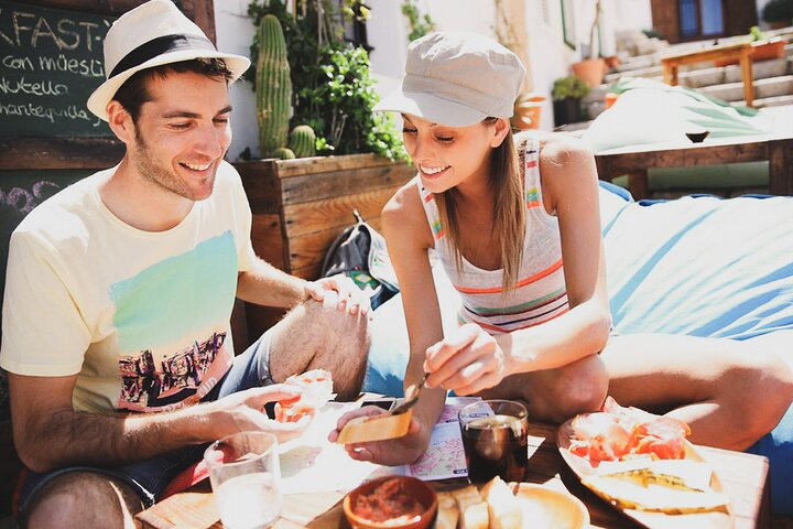 Milan Private Food Tour in Brera District - Gelato, Focaccia, Pastries and Wine