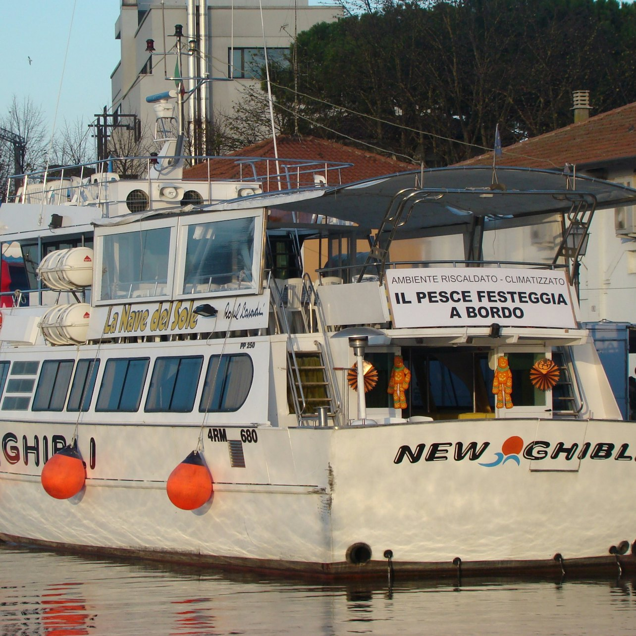 Milano Marittima: Romagnola Riviera Half-Day Boat Tour - Photo 1 of 3