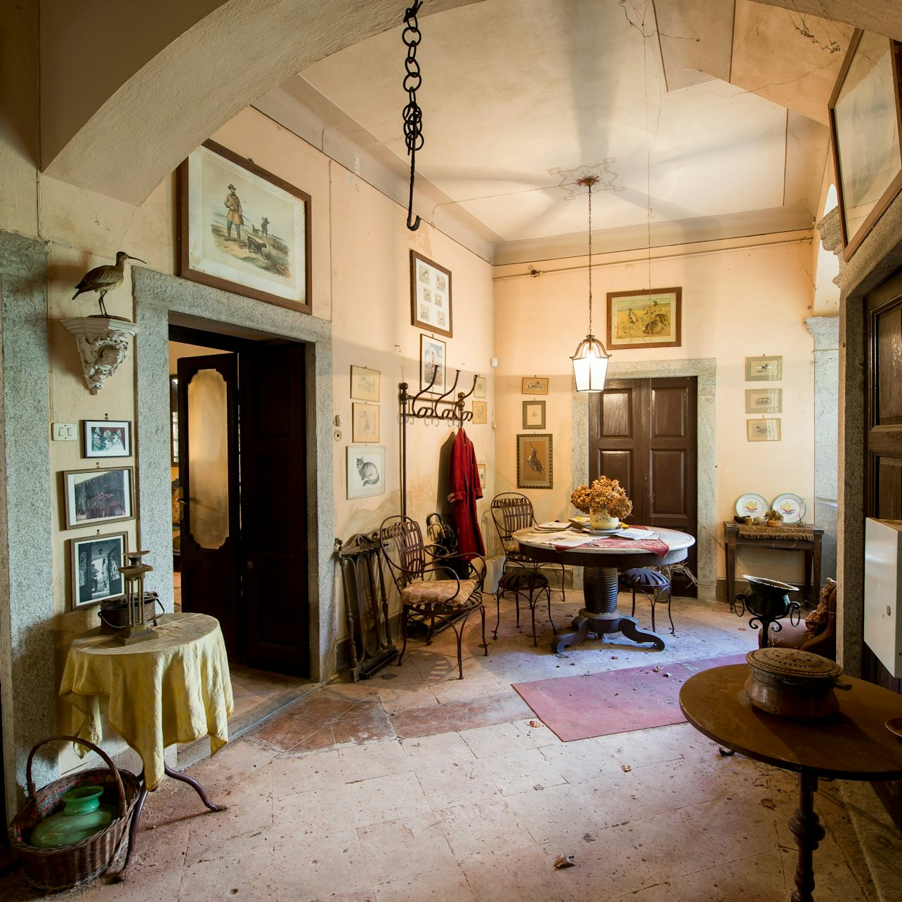 Morazzone: Casa Macchi Entry - Photo 1 of 3