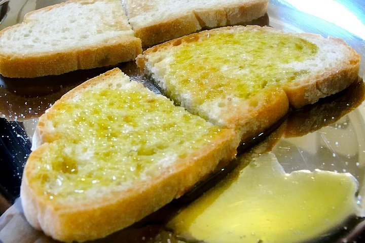 Olive oil tasting with oil mill tour in Umbria.  - Photo 1 of 7