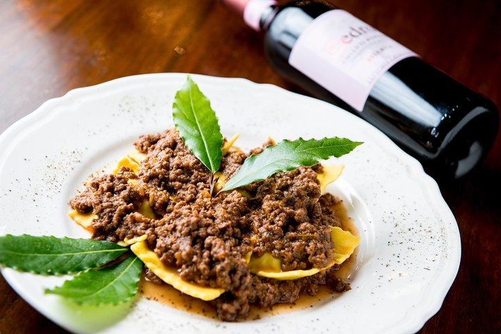 Organic Wine and Gourmet experience in Tuscany Chianti hills - Photo 1 of 7