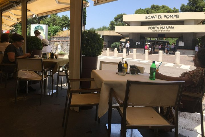 PAESTUM and POMPEI - Photo 1 of 9