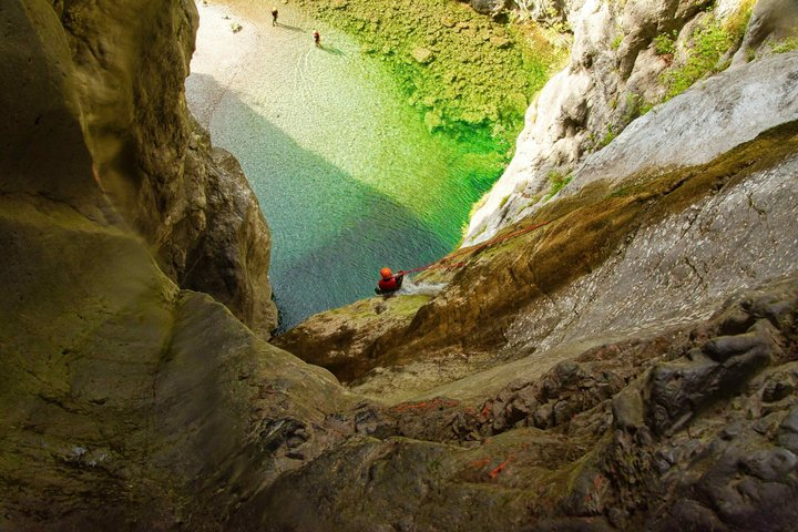 Canyoning Deep Challenge - Photo 1 of 8